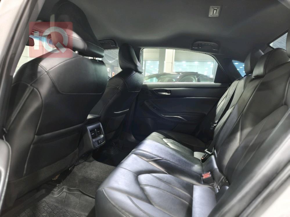 تويوتا أفالون